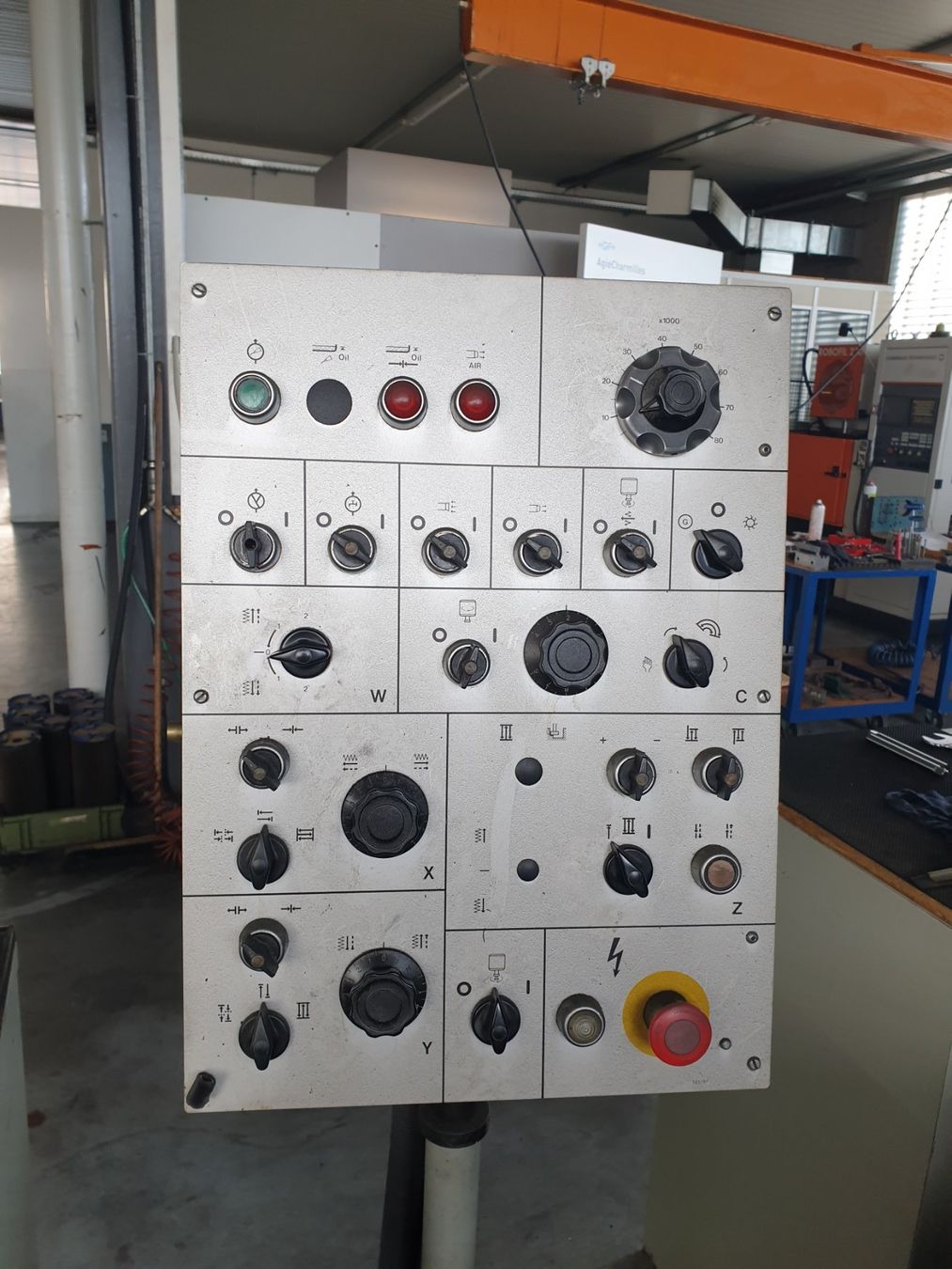 Schleifen & Polieren: Koordinatenschleifmaschine Hauser S3 – Gebraucht aus Dürnten von Runox-Verkauf 4