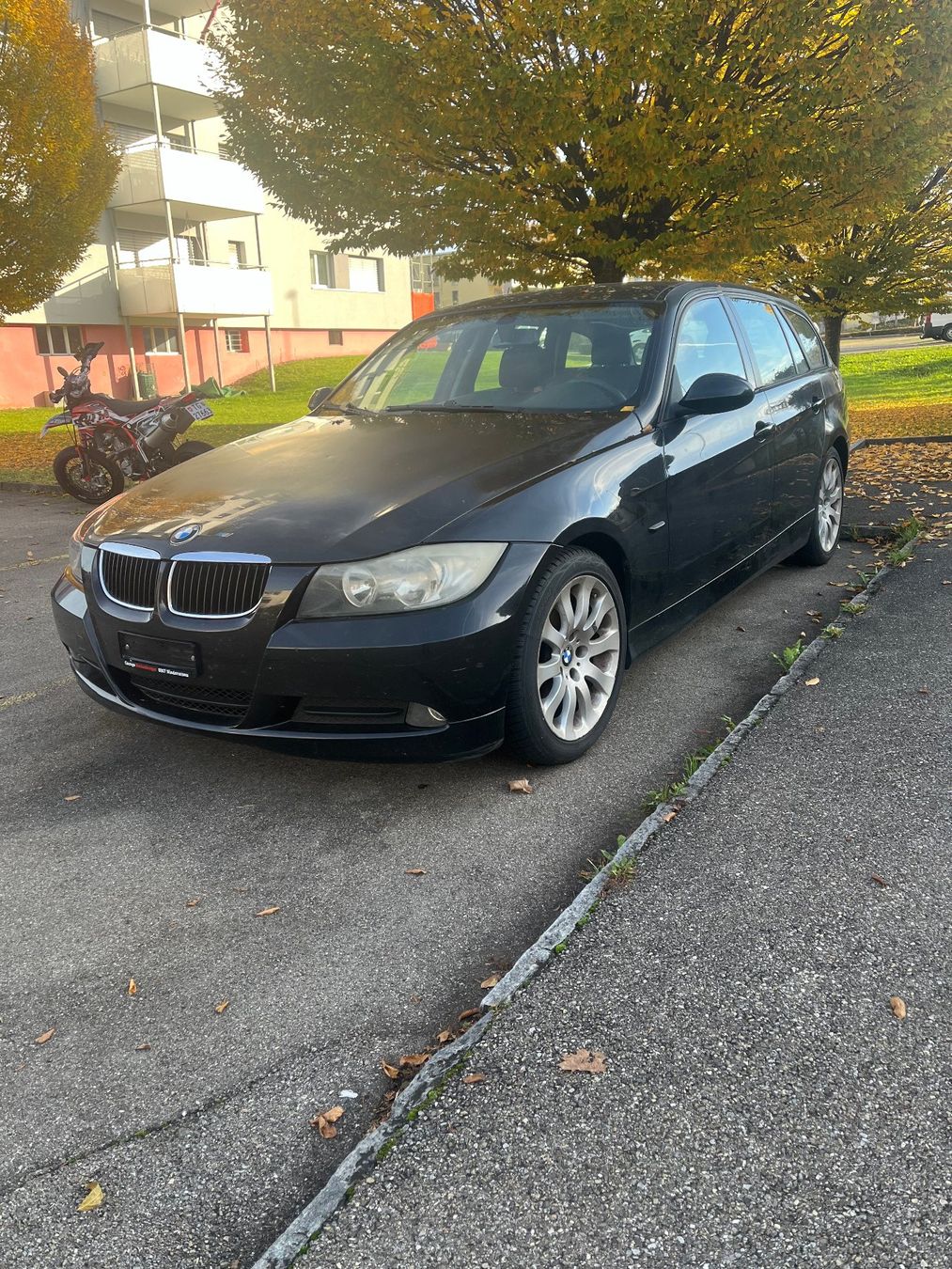 BMW Automobili: BMW 320d E91 Kombi mit Anhängerkupplung – Usato da Oberaach venduto da Kingweibi 1