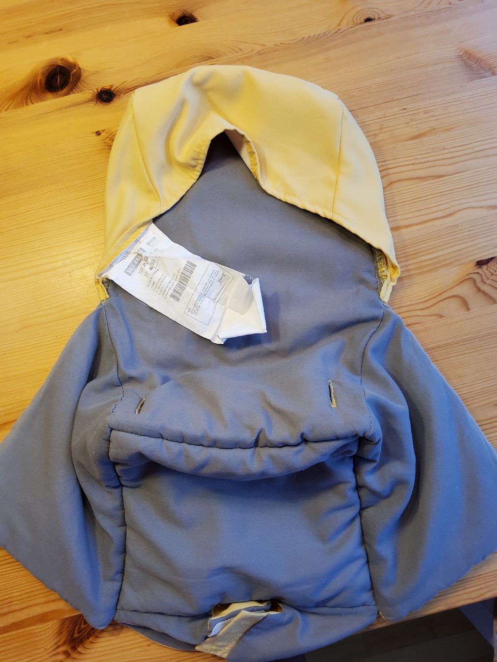 Ikea Seggioloni: Sitzkissen LANGUR Gelb/Grau – Usato da Wattwil venduto da Leonardo1 4