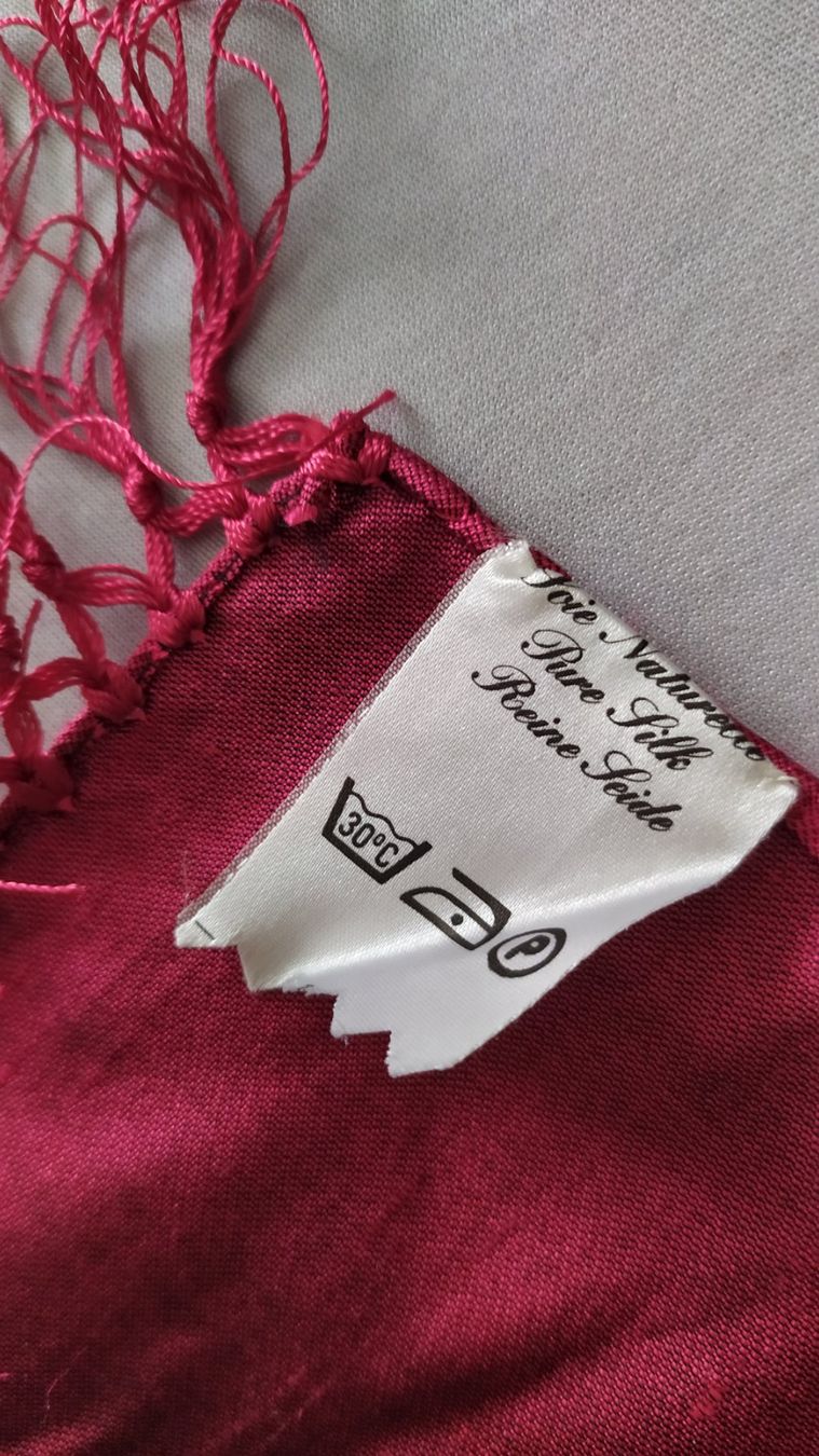 Tutte le decorazioni: Tischläufer reine Seide – Nuovo (secondo la descrizione) da Chezard St-Martin venduto da Loucail 1