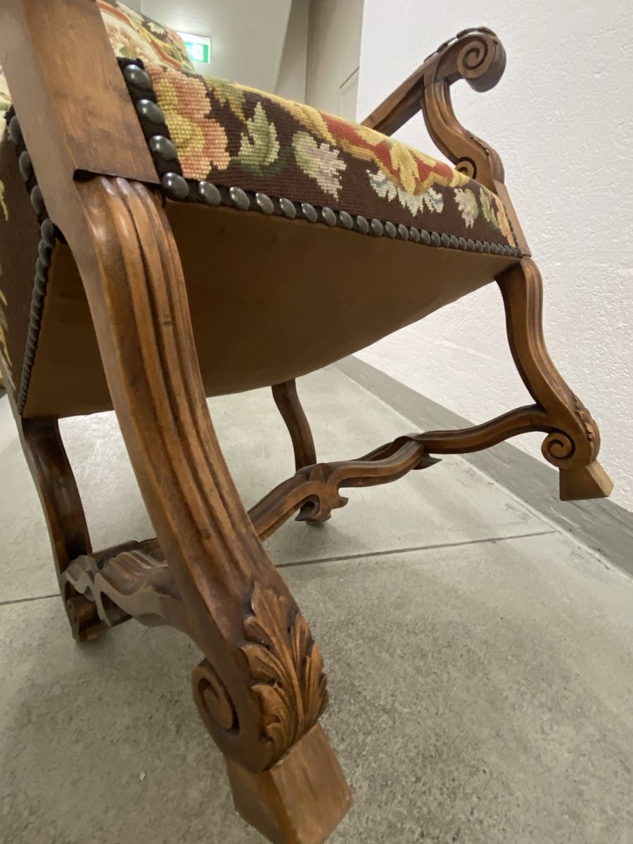 Sessel: Antiker Gobelin Sessel Louis XV-Stil  – Gebraucht aus Männedorf von Adamiat 6
