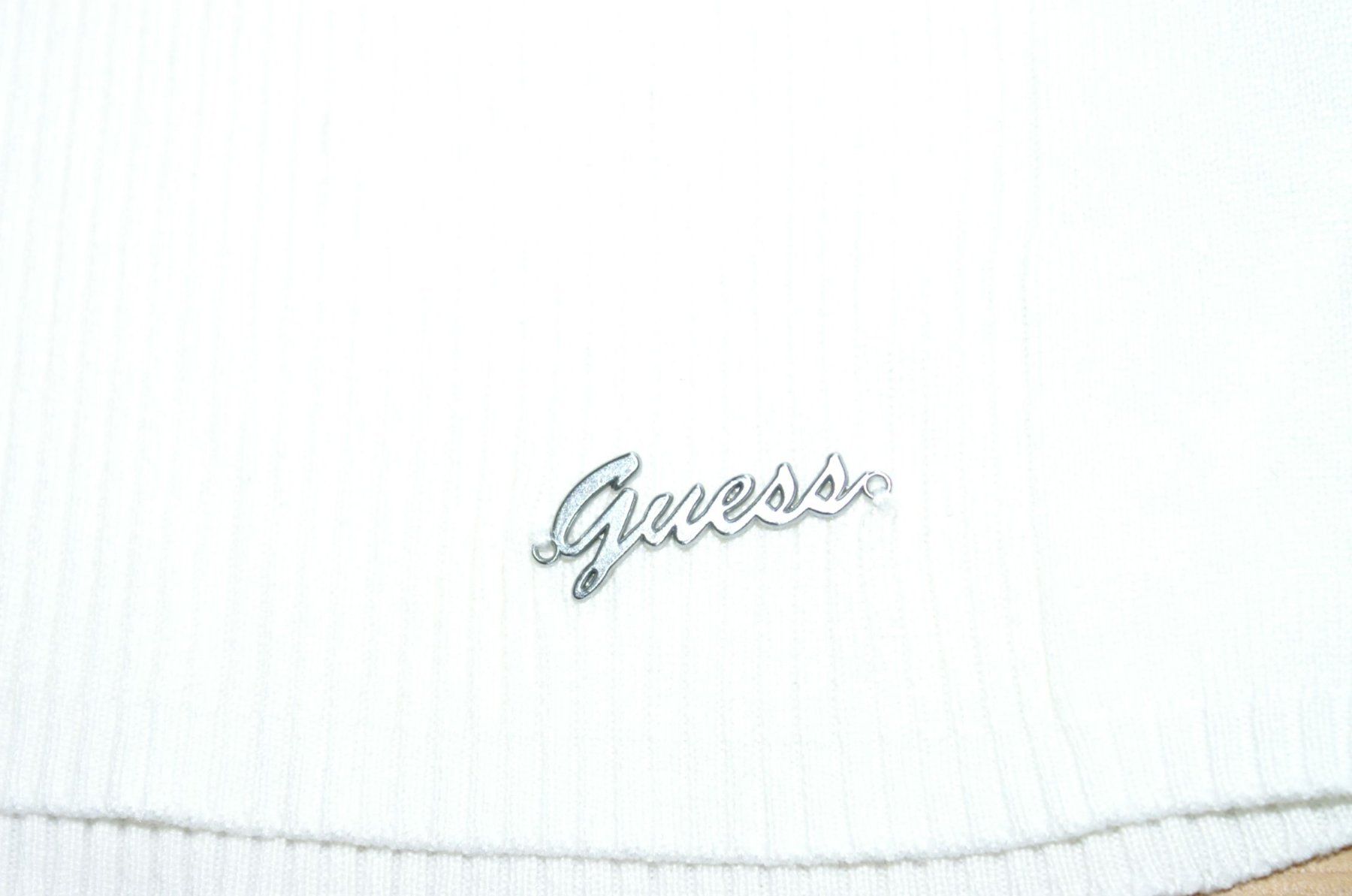 Guess Maglioni & Felpe: neuen Pulli von GUESS, Gr. M/S, in offwhite – Nuovo (secondo la descrizione) da Grüt (Gossau ZH) venduto da o-nyx 7