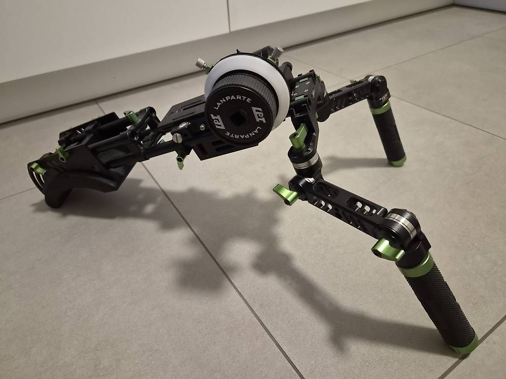 Videocamere: Lanparte Shoulder Rig + Follow Focus – Usato da Villars-sur-Glâne venduto da scala-x 1