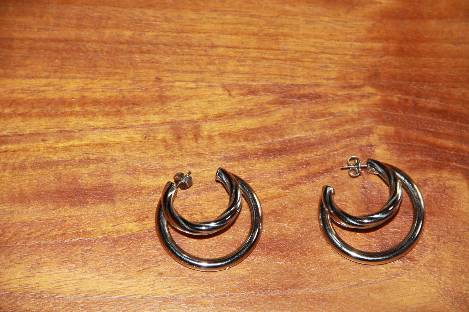 Guess Orecchini pendenti & Orecchini a lobo: Boucle d'oreilles Guess – Usato da satigny venduto da cara68 1