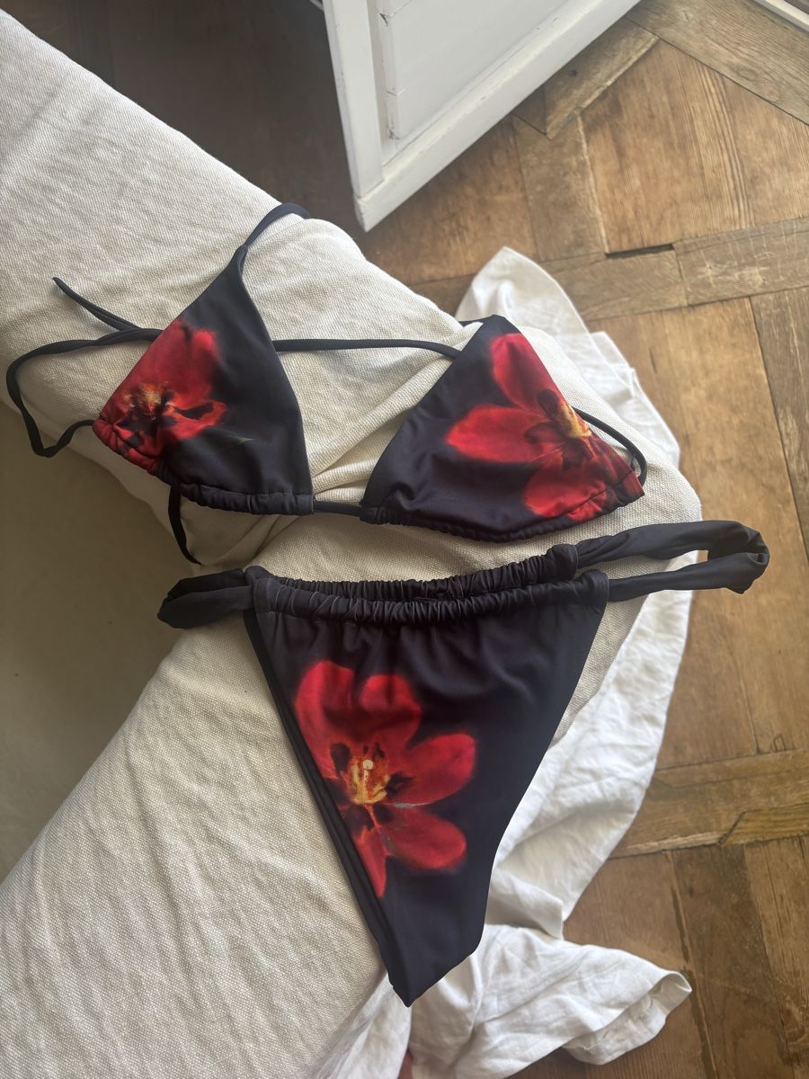 Maillots de bain & Bikinis: Bikini Set von Pull & Bear mit Blumenmuster Gr. S – D'occasion à Bern par emski
