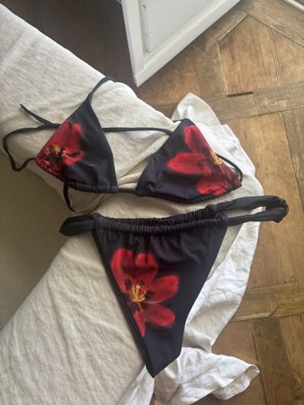 Bikini Set von Pull & Bear mit Blumenmuster Gr. S