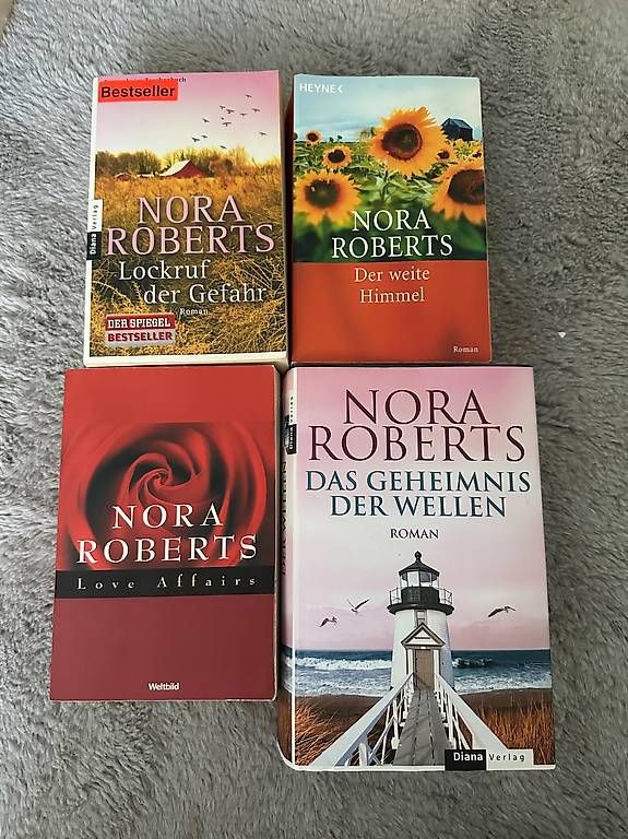 Libri: Vier Romane von Nora Roberts – Usato da Safnern venduto da cel_56vx
