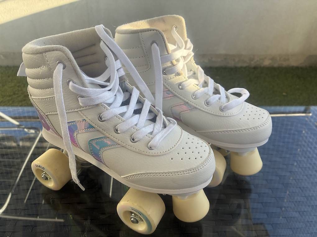 Patins à roul. & inline: Rollers Oxelo  – D'occasion à Chavannes-Renens par PsyKOrion