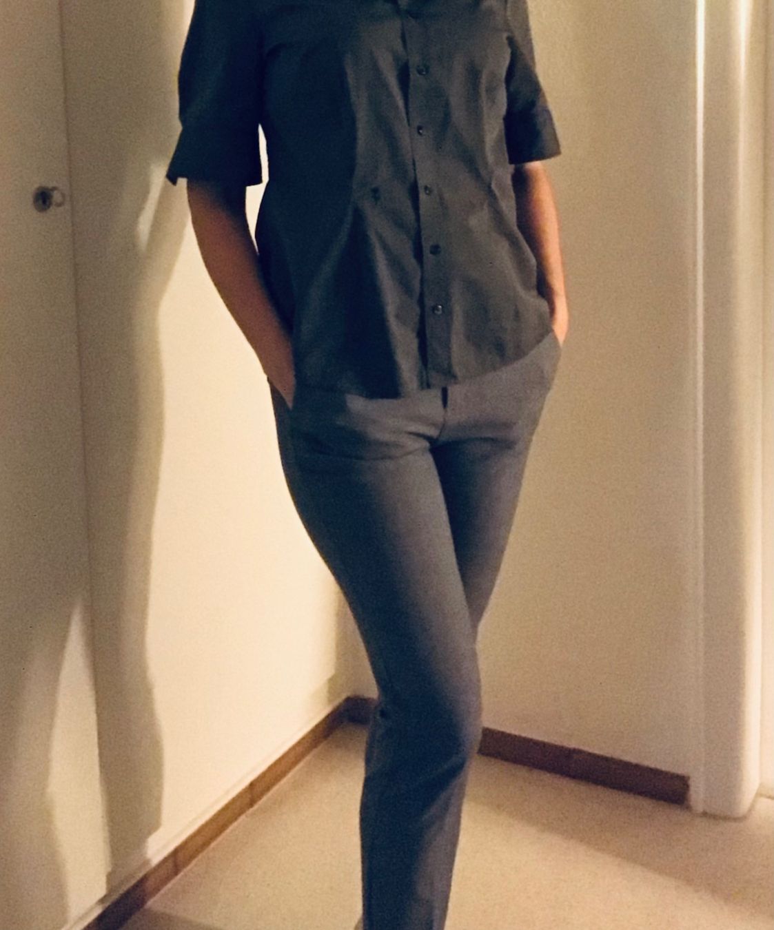 Guido Maria Kretschmer Pantaloni: Hose mit Schleife v. Guido Maria Kretschmer – Nuovo (secondo la descrizione) da Zürich venduto da KEEPINSPIRED