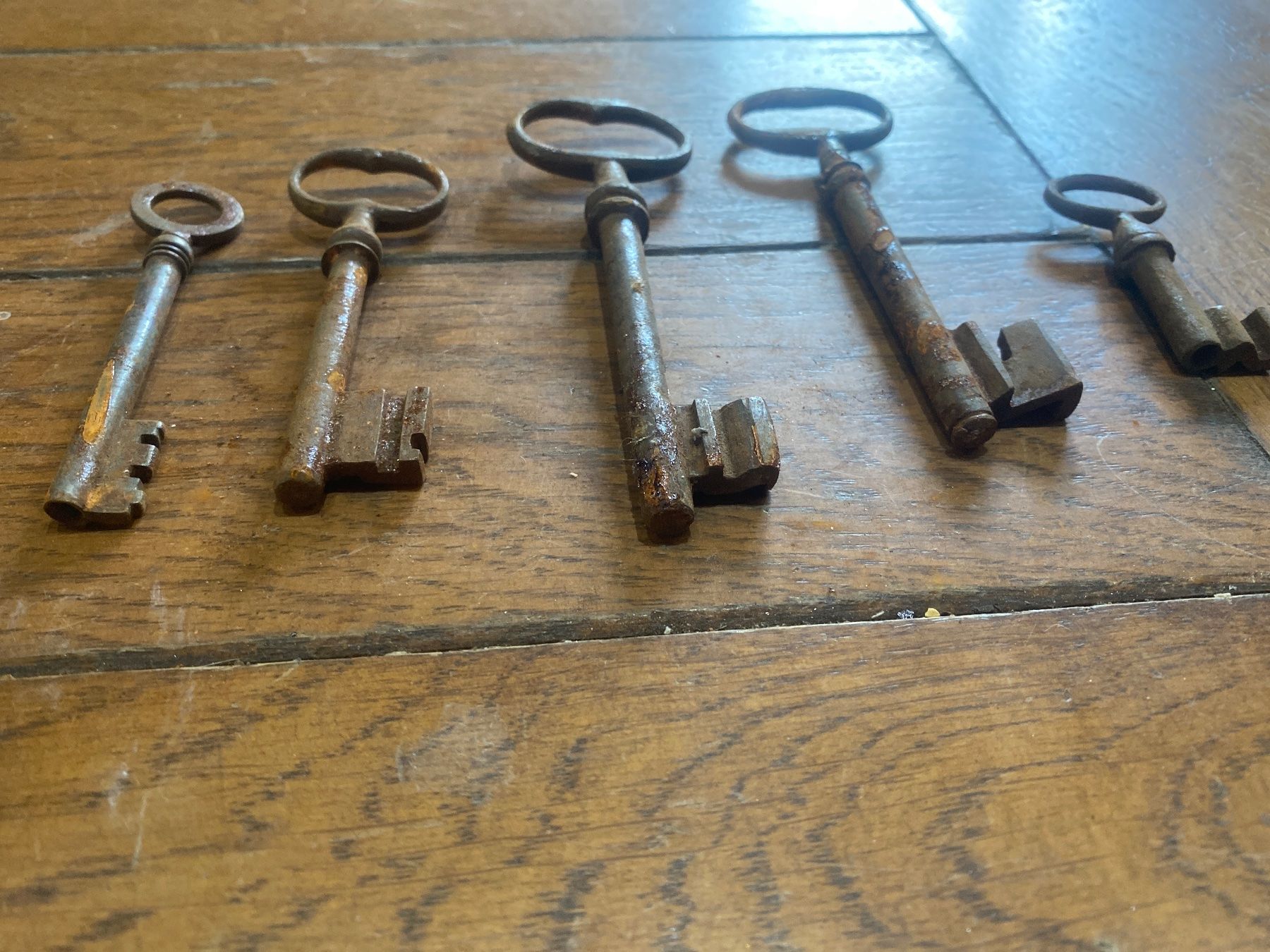 Chiavi: Lot clé clef ancienne 3-12cm O – Usato da Lajoux JU venduto da Briard0 1