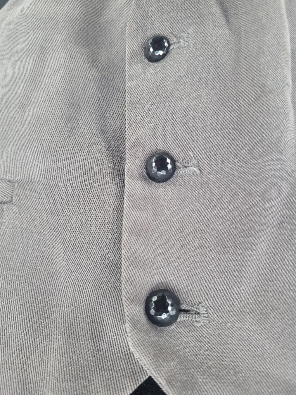 H&M Gilet & Giacche senza maniche: H&M Gilet Gris – Usato da Lausanne venduto da PlusValue_Lausanne 3