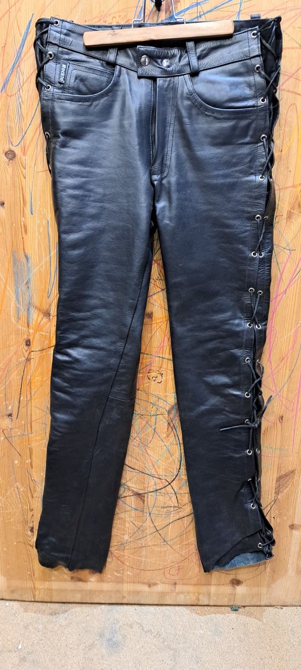 Pantaloni: Lederhose – Usato da eggersriet venduto da Roli222