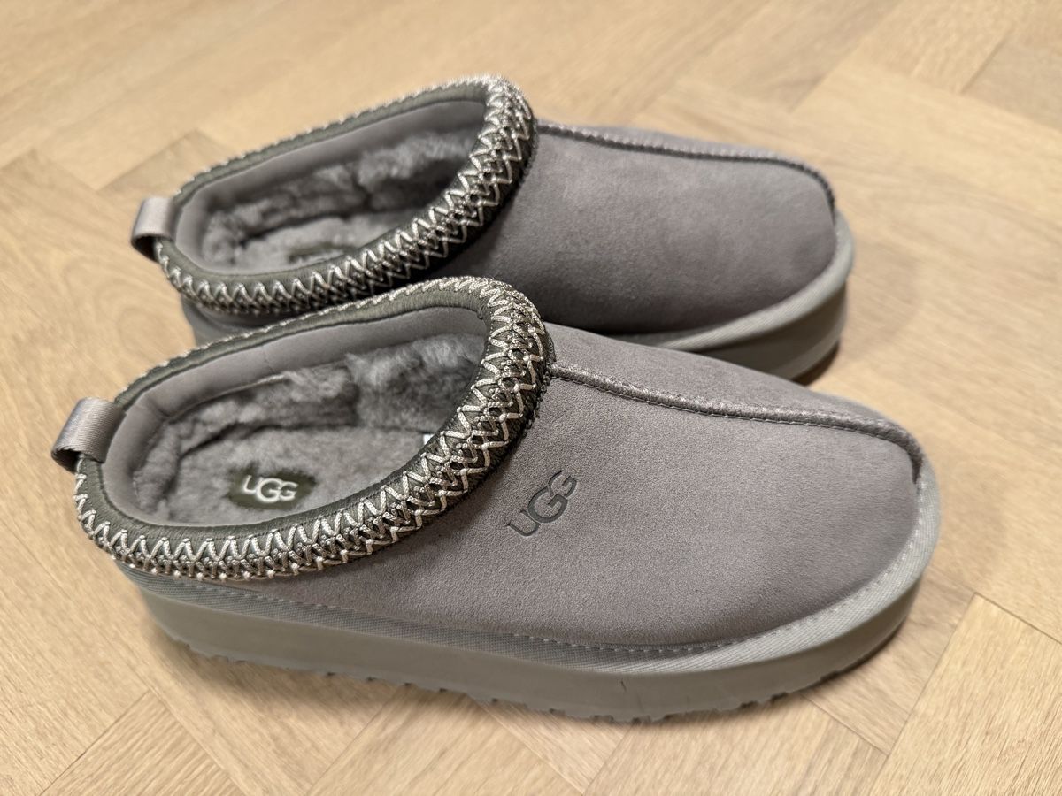 Ugg Damenschuhe: UGG Tazz Slippers Schuhe Grösse 39 – Gebraucht aus Zollikofen von Danijela1983 9
