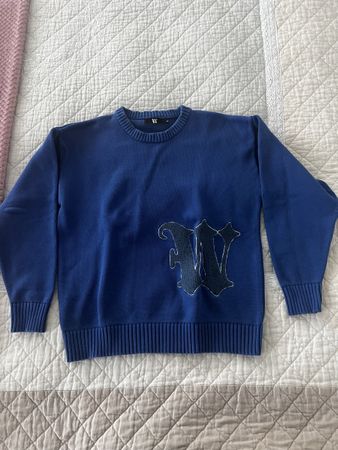Winter-Pullover mit «W» Applikation, Grösse L, Blau