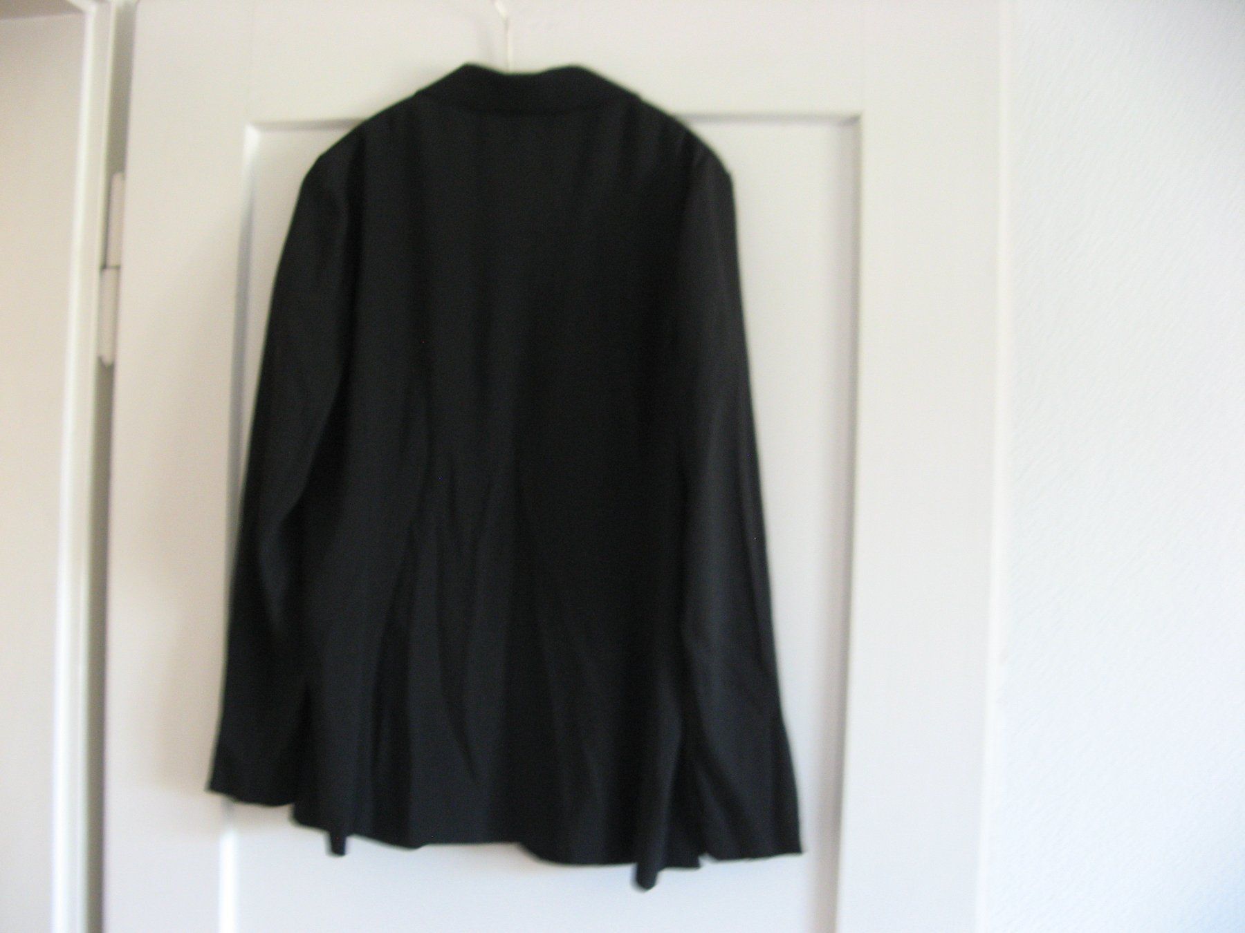 Jacken: Blazer schwarz Carla G. Gr. 38 – Gebraucht aus Zürich von apil 3