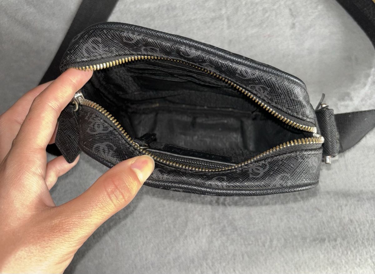 Borse: Sacoche Guess – Usato da Begnins venduto da dia_m6l2 2