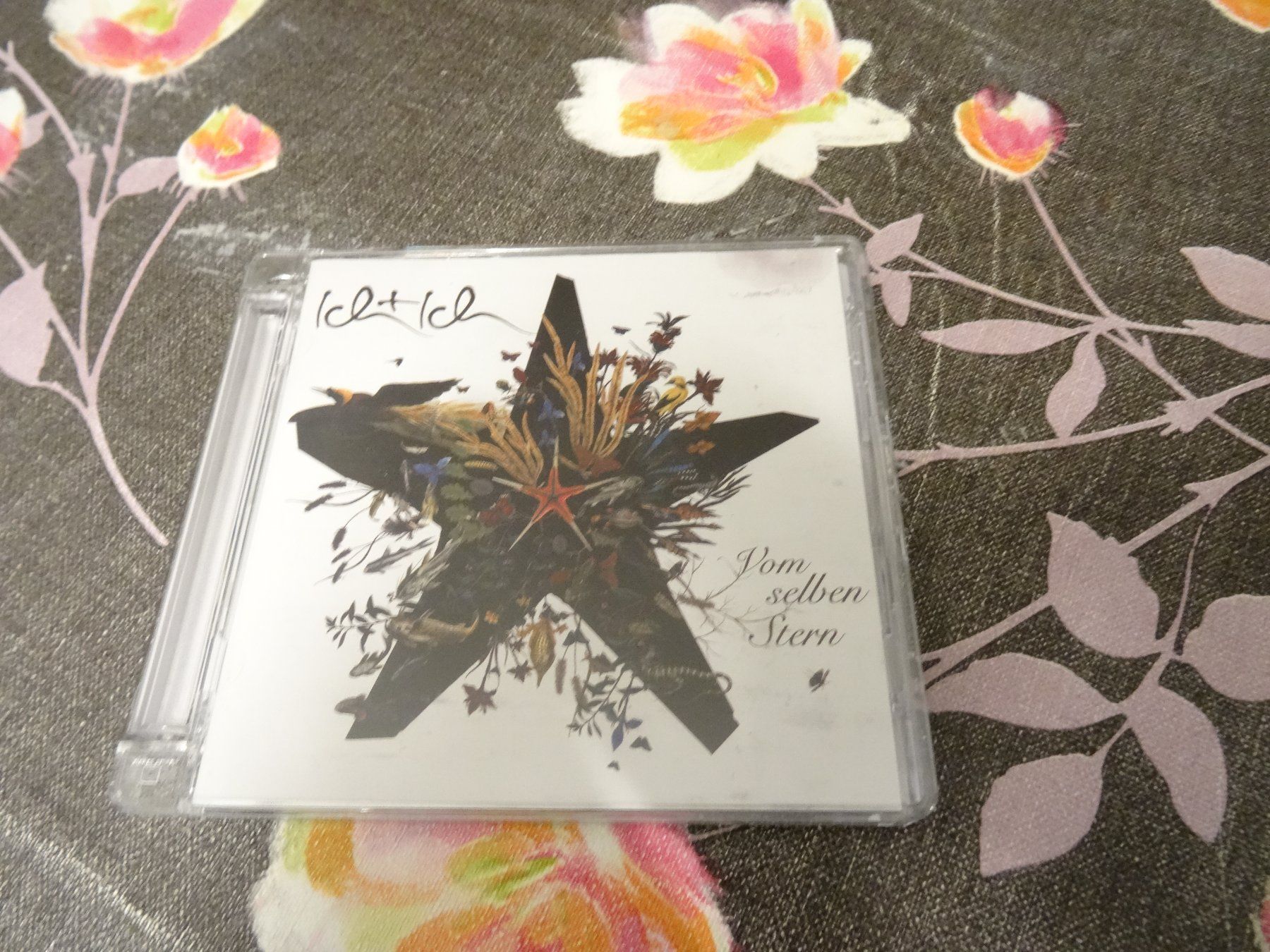CDs: Ich + Ich - Vom selben Stern CD – Gebraucht aus Olten von Disc-Ausverkauf