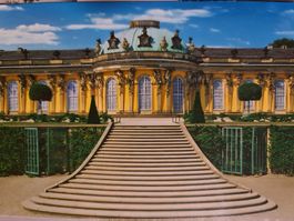 Postkarte Schloss Sanssouci Potsdam mit Briefmarke