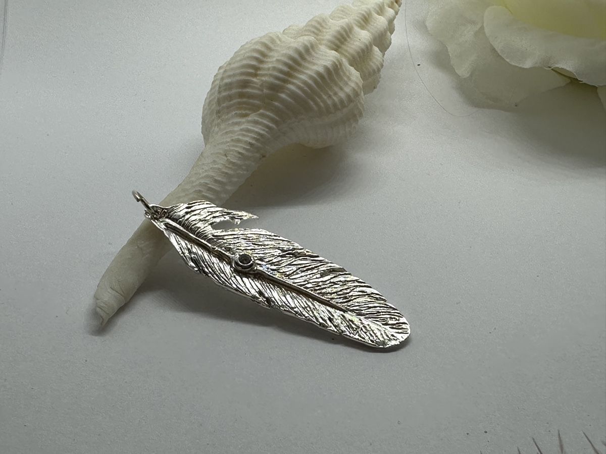 Anhänger: Feder silber Handmade – Neu und originalverpackt aus Niederglatt ZH von Silberschmuck-design 1