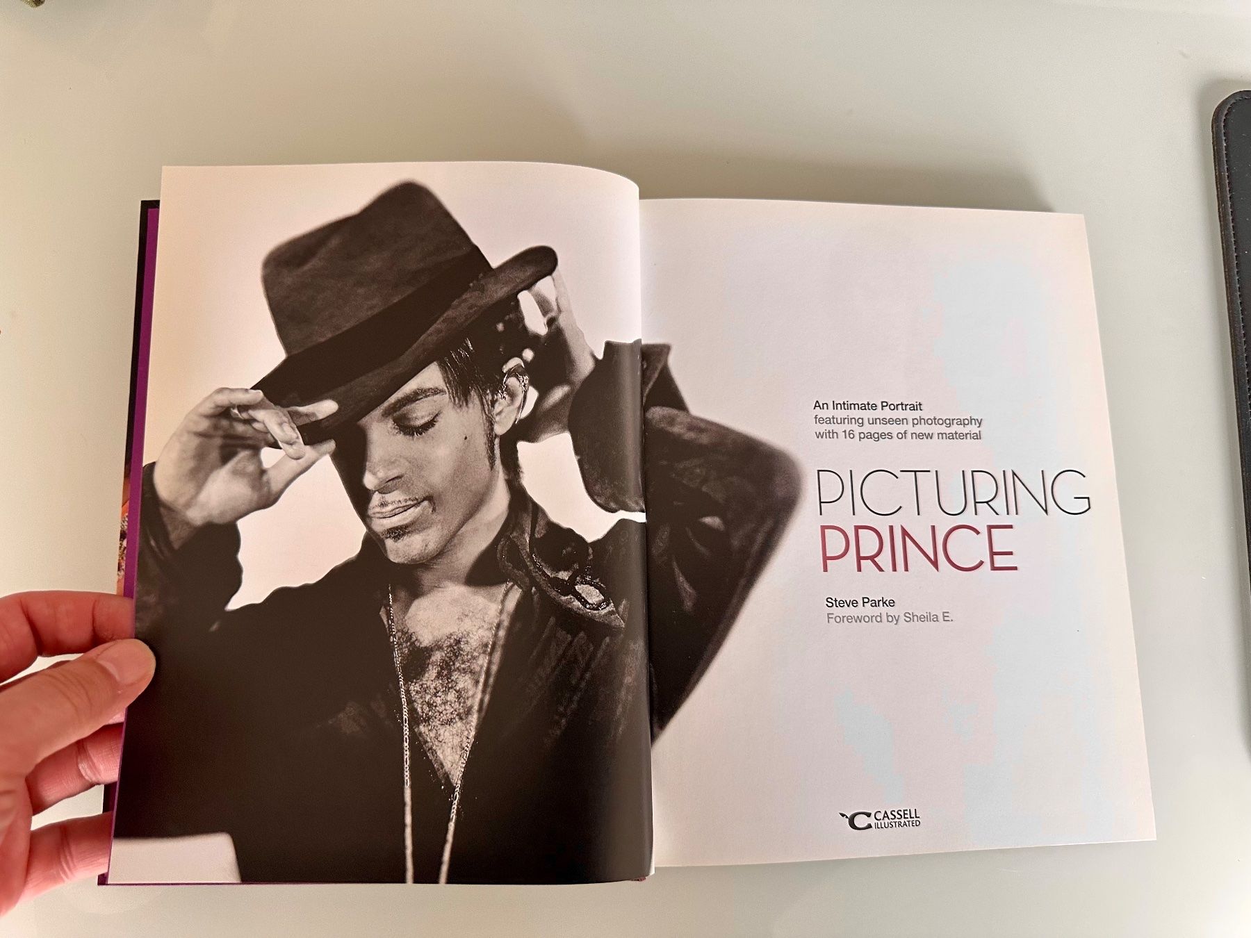Bücher: Picturing Prince Buch – Gebraucht aus Zürich von Skinwalker 2