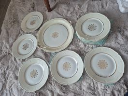 10 assiettes a dessert+plat a gâteau porcelaine Limoges Pall