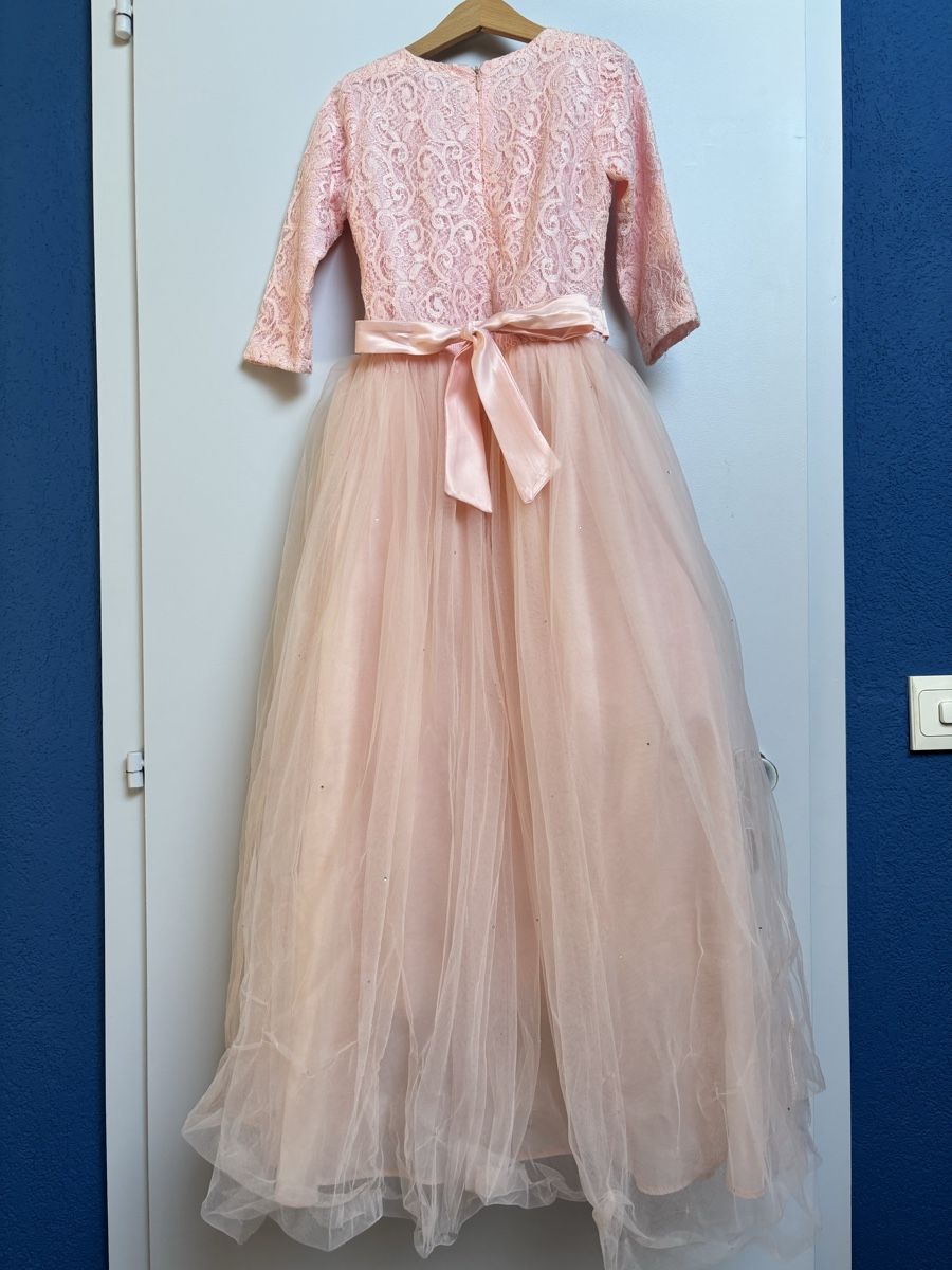 Vestiti & Gonne: Robe pour mariage 10 ans - 140cm – Usato da Founex venduto da ari_2gt7 3