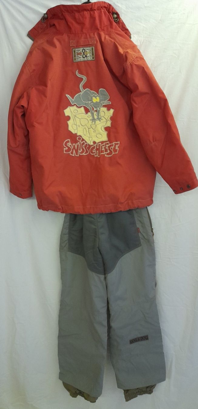 Anzüge: Retro Snowboard-Anzug Unisex XS – Gebraucht aus Davos-Frauenkirch von KCHrist 1