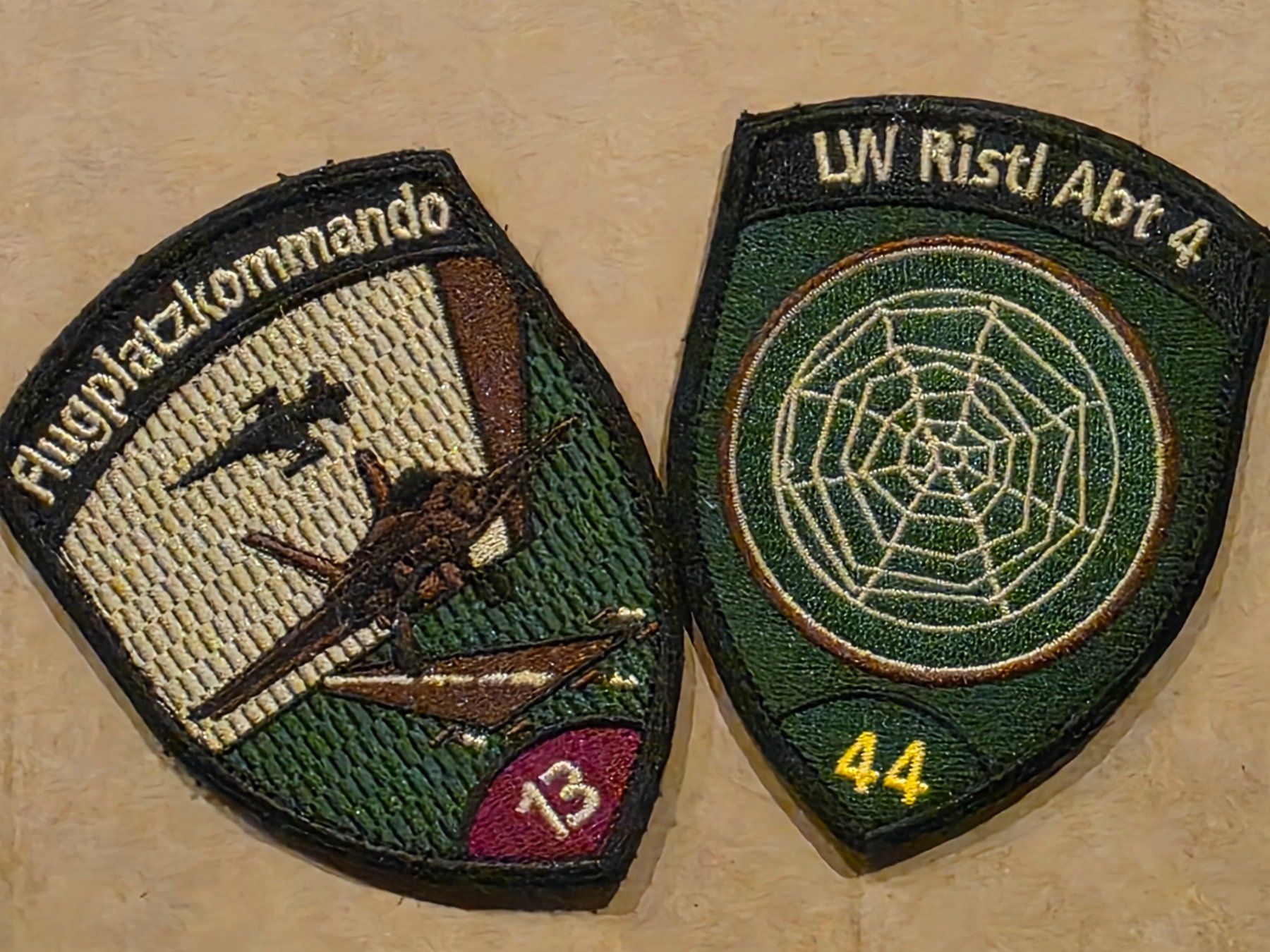 Schweizer Armee Placchette & Badge: Luftwaffe Duo Badges Klett neu Abzeichen – Nuovo (secondo la descrizione) da Nyon venduto da freetoys08