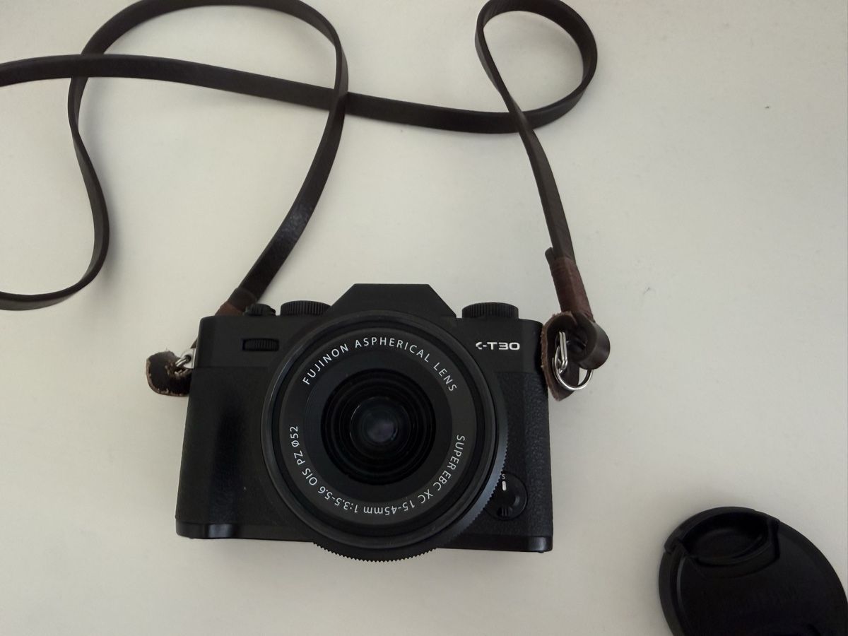 Fujifilm Fotocamera: Fujifilm X-T30 Kamera – Usato da Stallikon venduto da Weihnachtsgnom