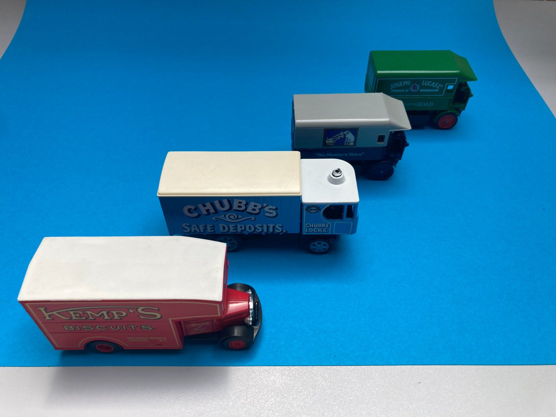 Matchbox Modellini d'auto: 4 Stück Werbefahrzeuge Matchbox – Usato da Basel venduto da mar_b59g 1