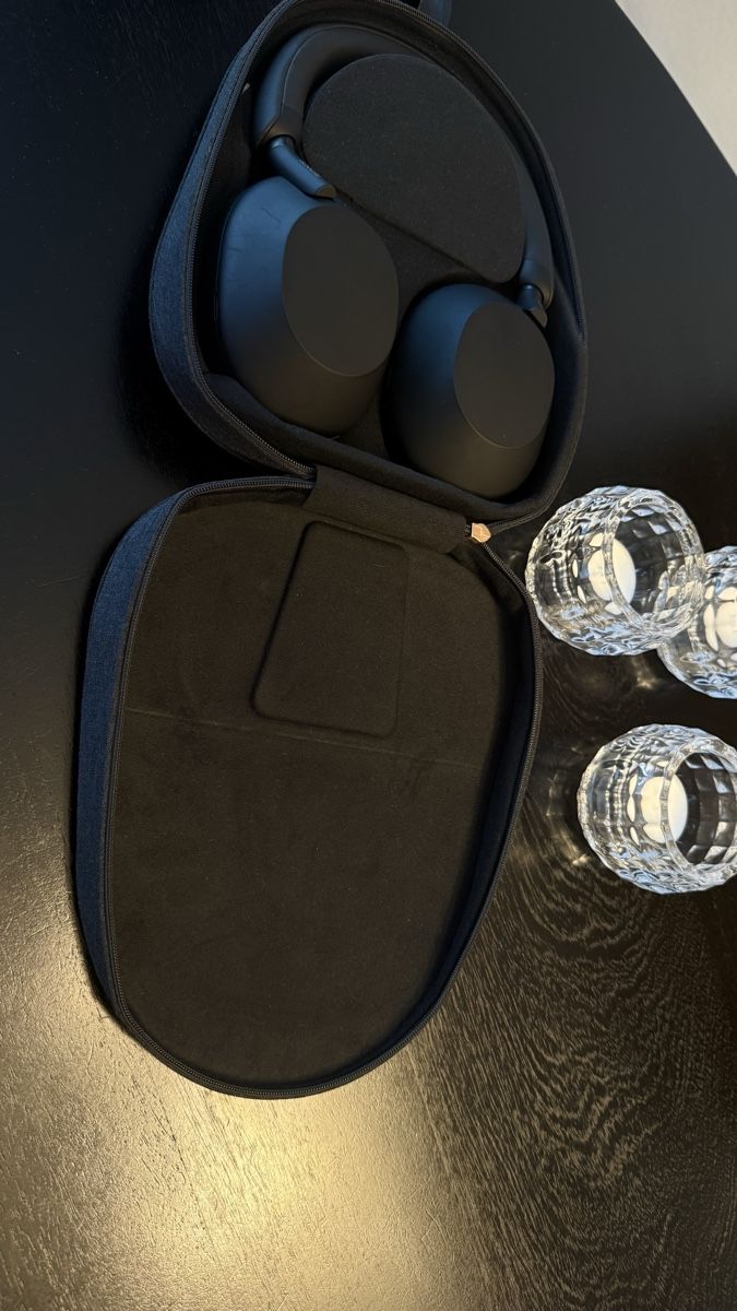 Sony Cuffie: Sony WH-1000XM5 – Usato da Dällikon venduto da seko88