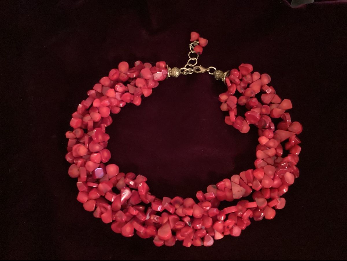Colliers: Collier corail – D'occasion à fribourg par iris18 1