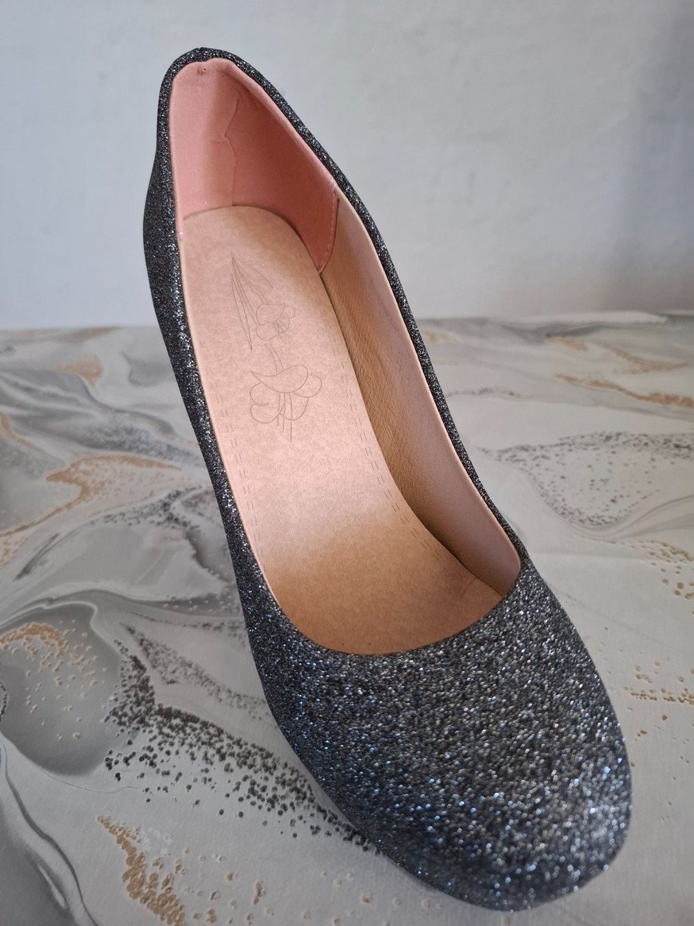 Damenschuhe: Damen Pumps, silber, Gr. 38, NEU ! – Gebraucht aus Sisseln AG von Tropea4334 4