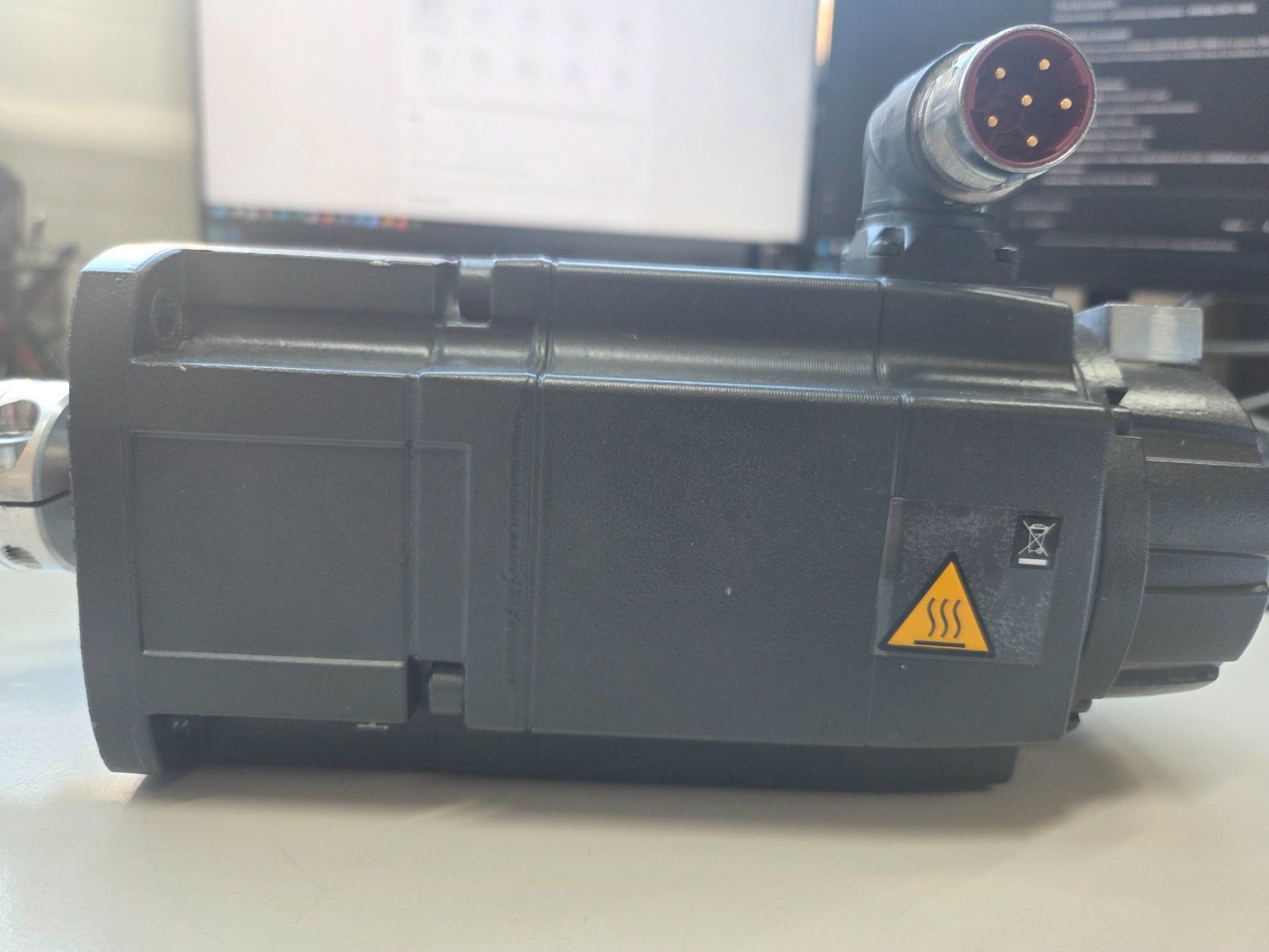 Siemens Motoren: Siemens Simotics S - Servomoteur  - 1FK7042-2AF71-1QH0 – Gebraucht aus Moutier von tsa_yh56 2