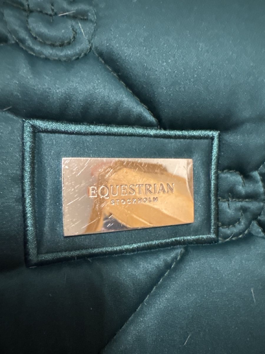 Coperte: 2 Schabraken Equestrian Stockholm – Usato da Maienfeld venduto da Pilfly 1