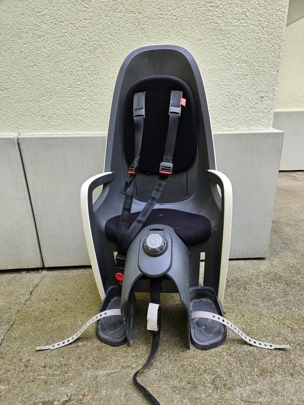 Hamax Auto-Kindersitze: Hamax Velositz – Gebraucht aus Zürich von Lecithin