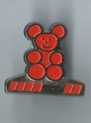 Placchette & Badge: Möbel Pfister Pin – Usato da Zürich venduto da t24_de