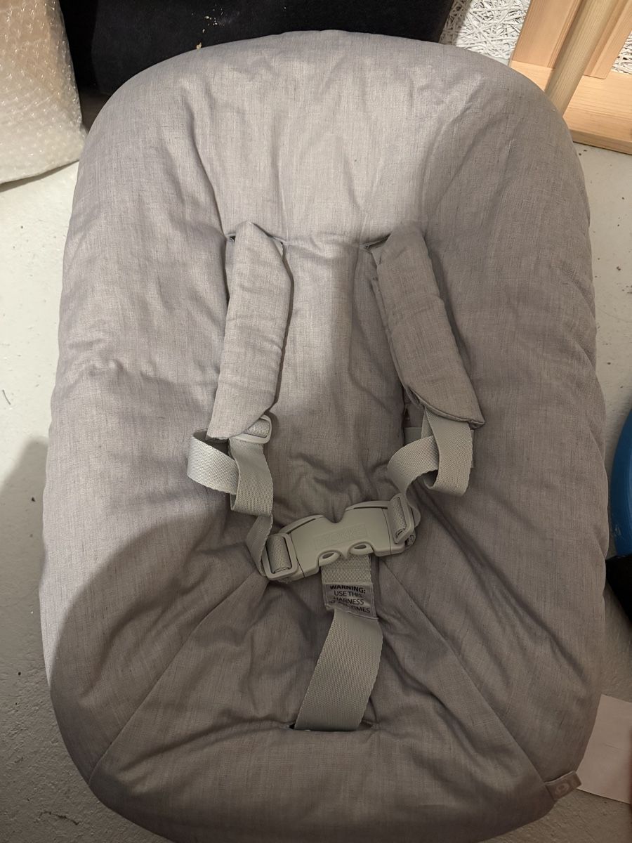 Stokke Seggioloni: Stokke Trip Trap Newborn Set Grey – Usato da Uitikon Waldegg venduto da sta_5ndj