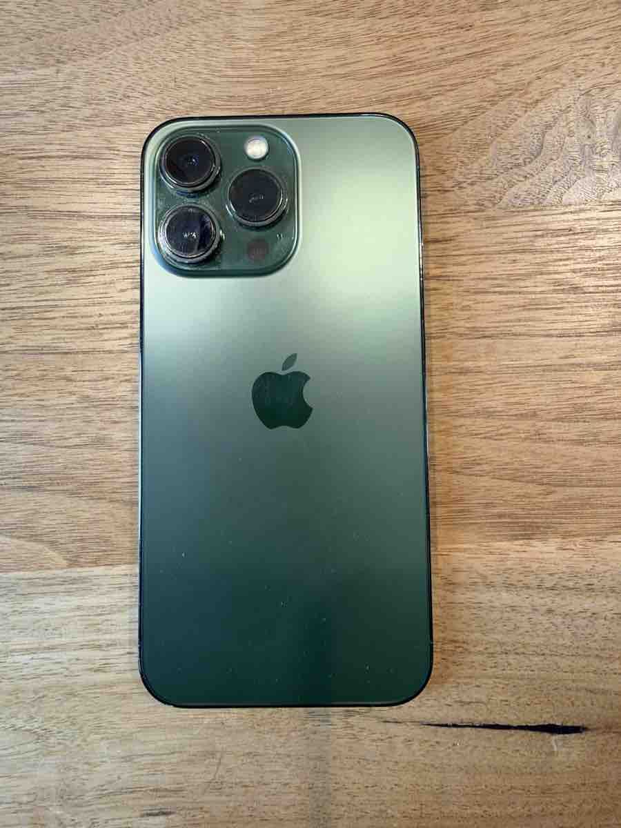 Apple Handys / Smartphones: Apple iPhone 13 Pro 256GB Alpingrün – Gebraucht aus Birsfelden von die_2nsh 1