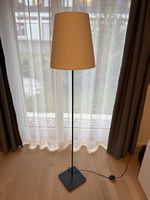 Ikea Stehlampe ohne Leuchtmittel