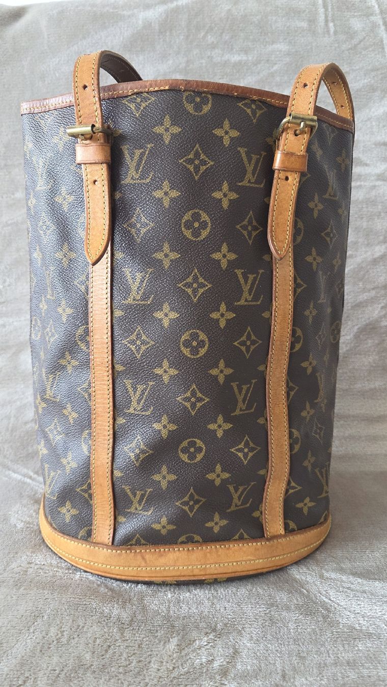 Louis Vuitton Borse da donna: Louis Vuitton bucket PM – Usato da Morges venduto da ShoppingTherapy