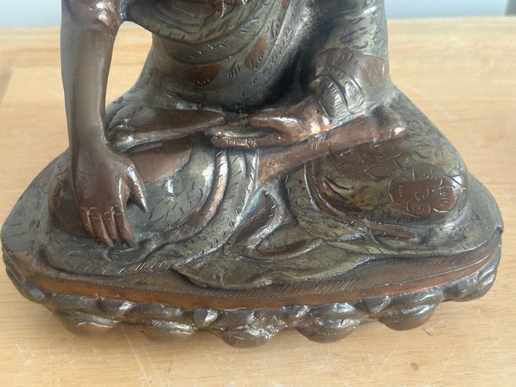 Figuren: Buddha Figur Bronze Sitzend  24 cm – Gebraucht aus Frick von Rukki 2