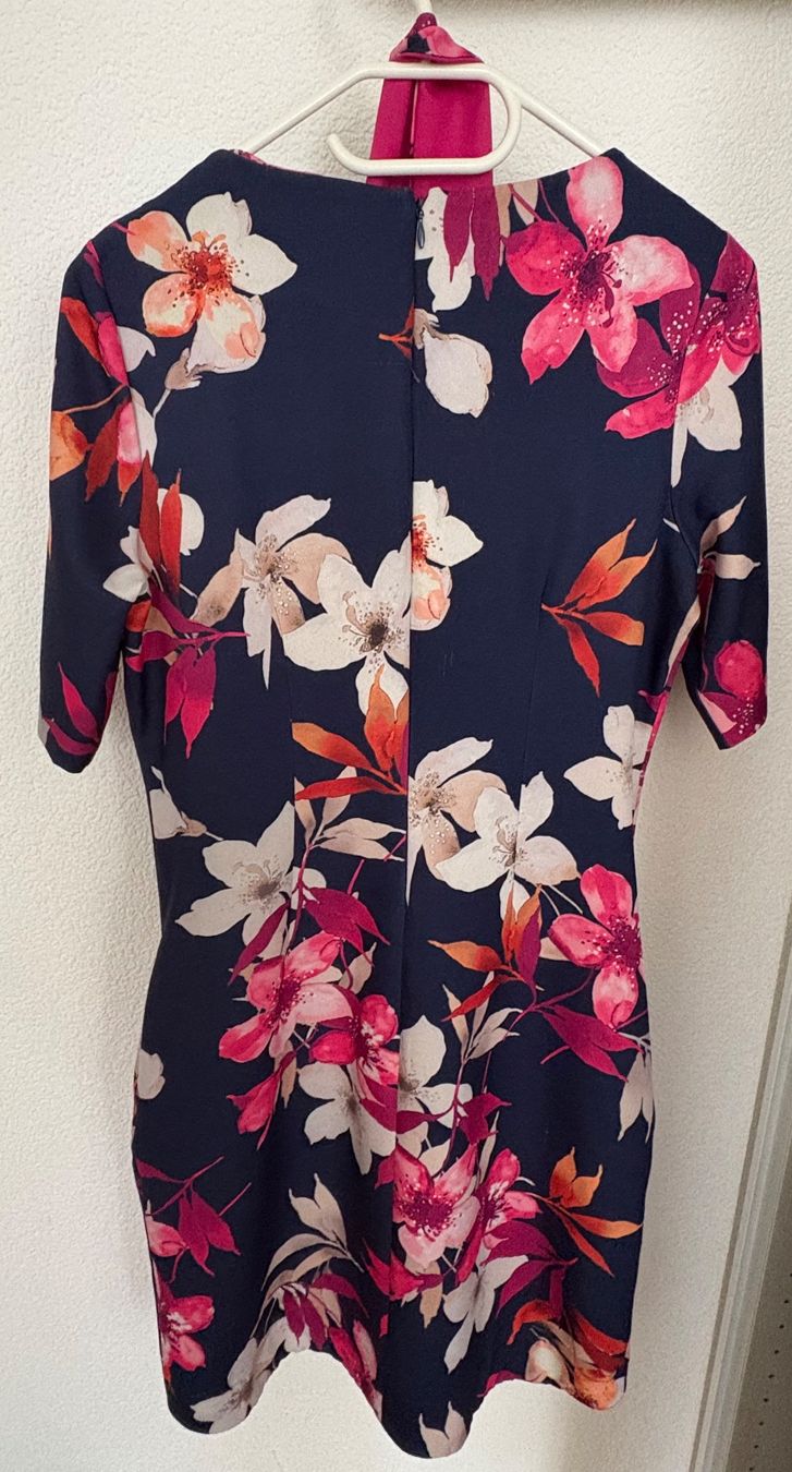 Vestiti: Reaction Exclusive Kleid – Usato da Zollikofen venduto da 2508 1
