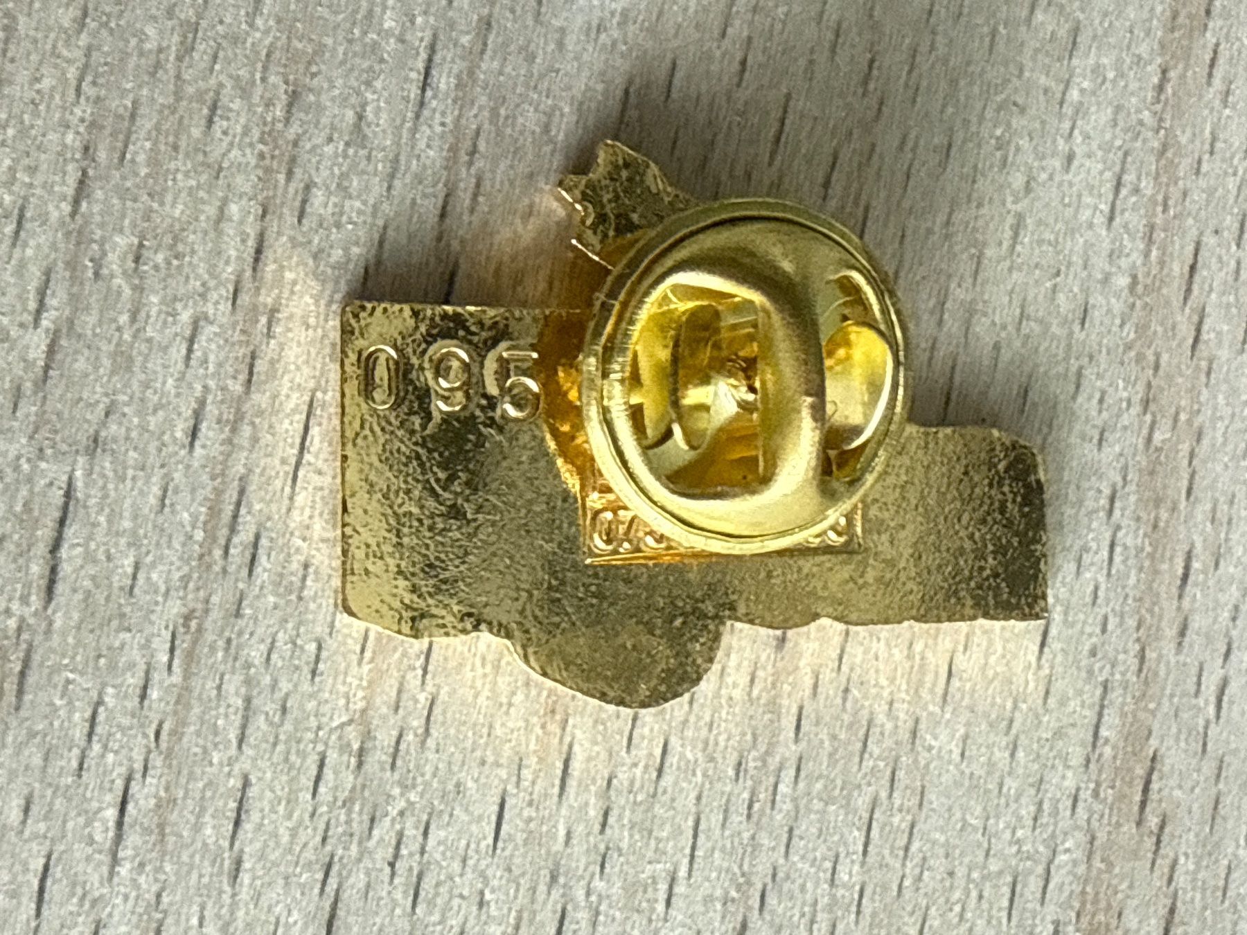 Placchette & Badge: Pin  Muga 1994 – Usato da Glattbrugg venduto da Schweigmatt 1