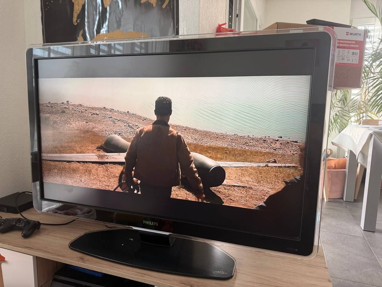 Philips Fernseher: Philips Ambilight 47" (120 cm) – Gebraucht aus Dübendorf von jor_7hs2