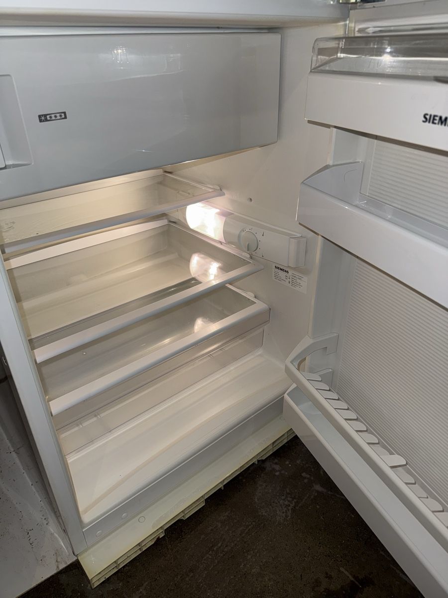 Frigoriferi:  Kühlschrank – Usato da Dübendorf venduto da nayibetha