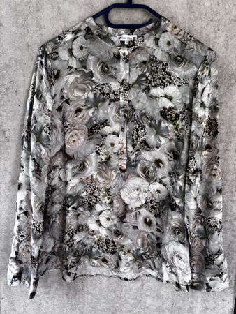 Bluse aus Seide 100%  Gr 40