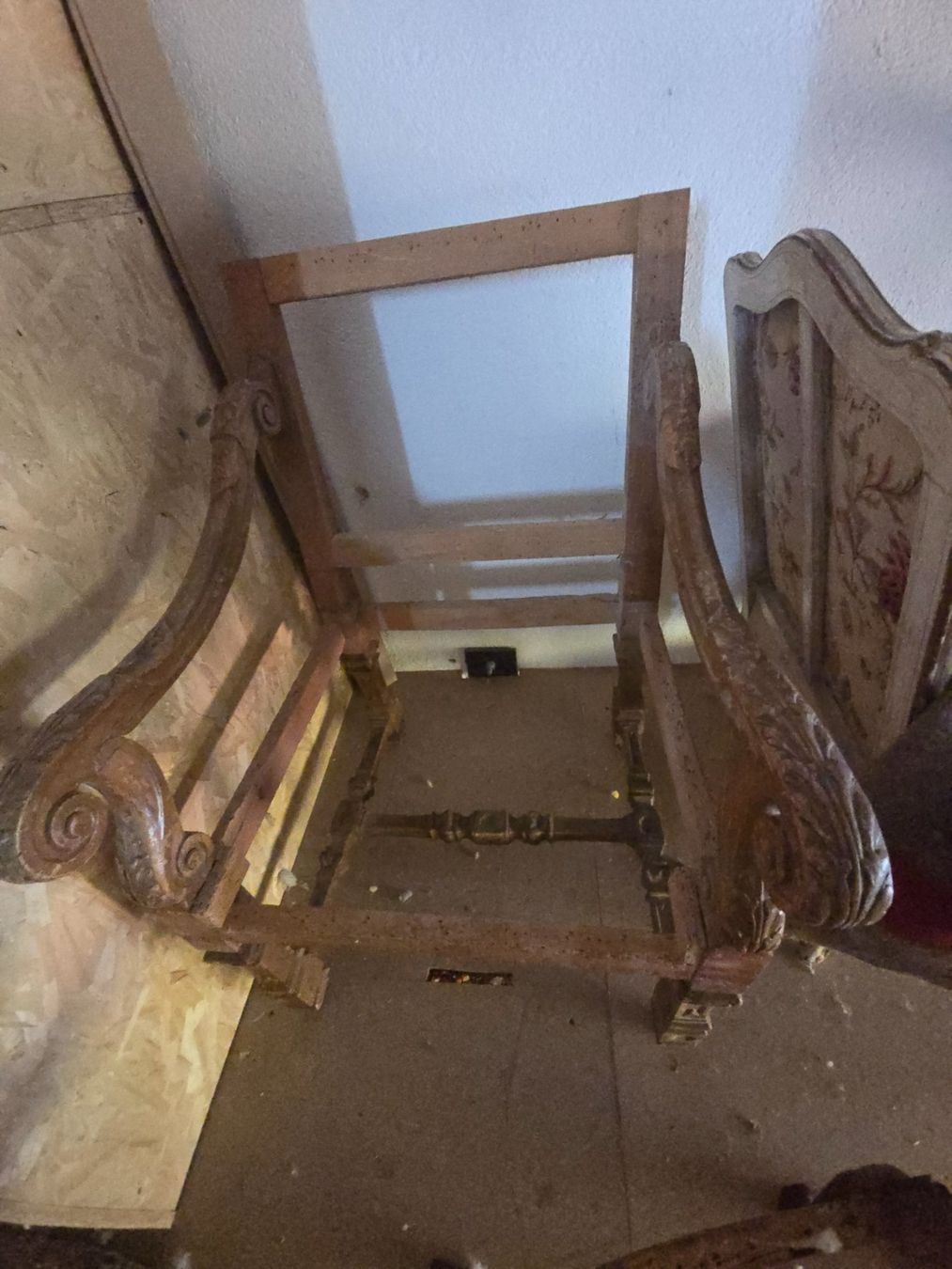 Poltrone: Renaissance Fauteuil – Usato da Luzern venduto da Sainte-Victoire 1