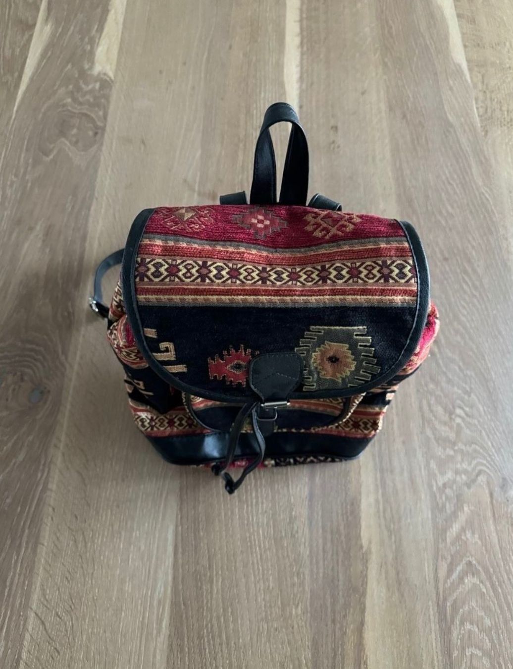 Zaini: Rucksack mit Ethno-Muster – Usato da Kloten venduto da Narenjina 1