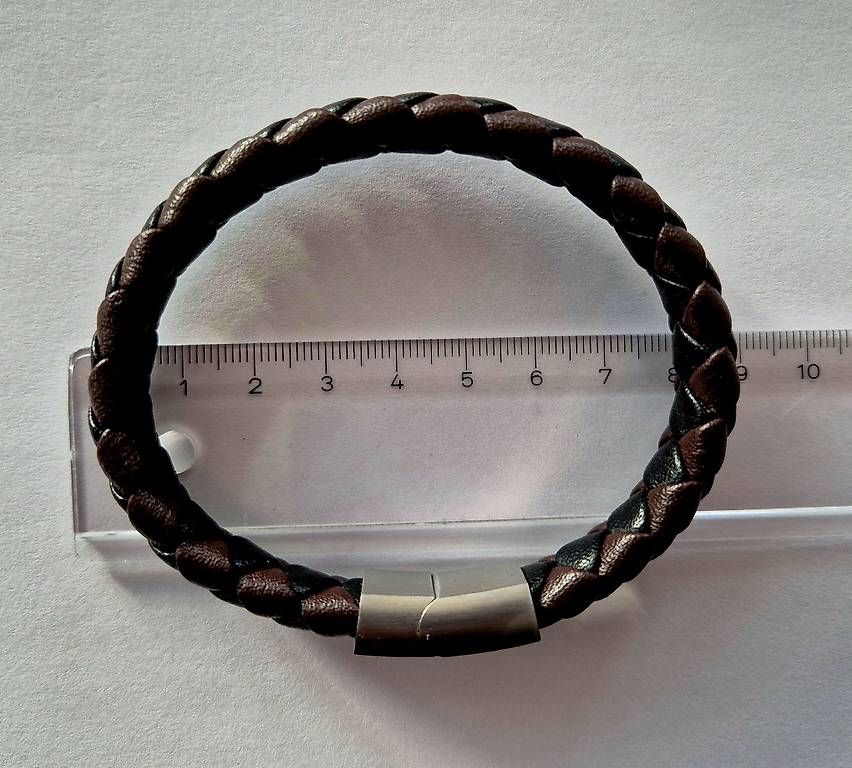 Bracciali & Braccialetti: Lederarmband mit Silber Verschluss  – Usato da Wetzikon ZH venduto da Juergen_B 1